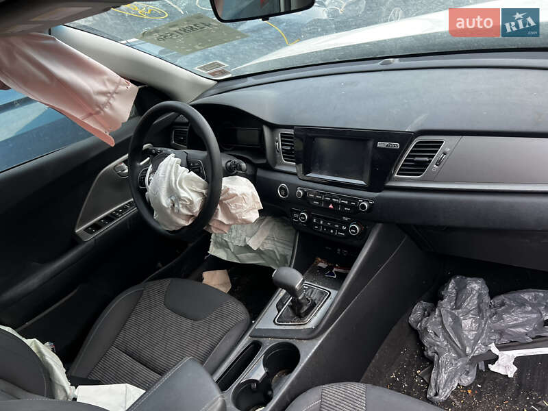 Внедорожник / Кроссовер Kia Niro 2019 в Днепре фото 14 Внедорожник / Кроссовер Kia Niro 2019 в Днепре