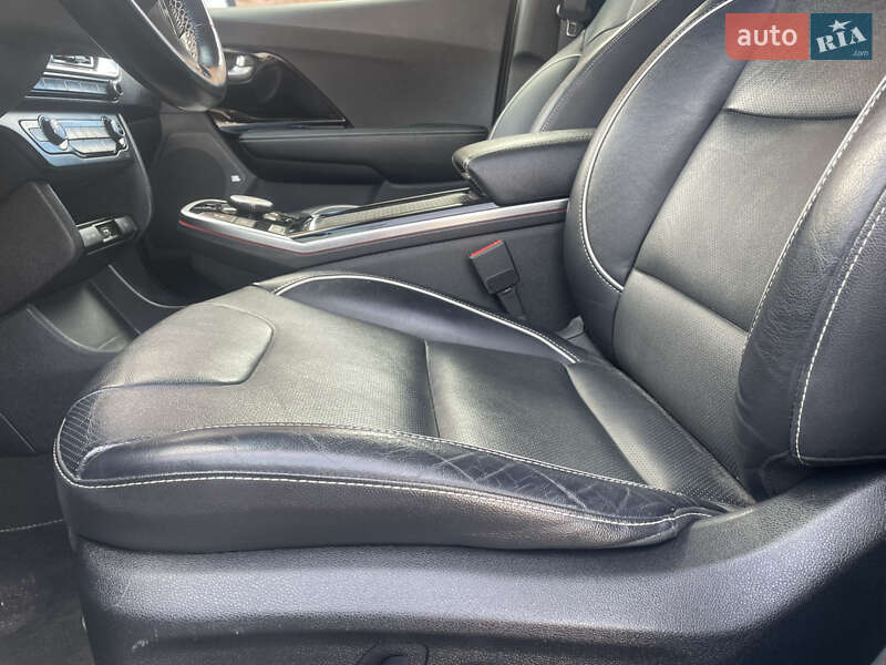 Позашляховик / Кросовер Kia Niro 2021 в Бахмачі