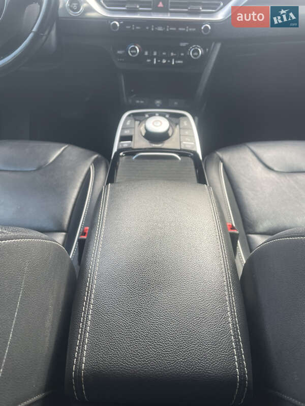 Позашляховик / Кросовер Kia Niro 2021 в Бахмачі