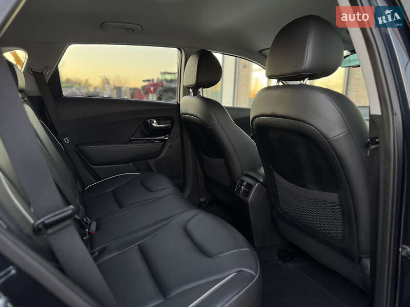 Внедорожник / Кроссовер Kia Niro 2019 в Тернополе фото 58 Внедорожник / Кроссовер Kia Niro 2019 в Тернополе