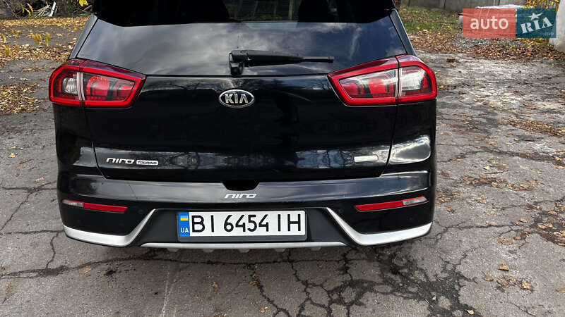 Внедорожник / Кроссовер Kia Niro 2017 в Полтаве