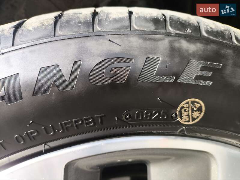 Внедорожник / Кроссовер Kia Niro 2018 в Ужгороде