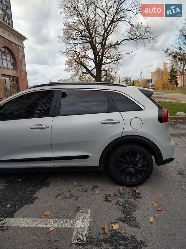 Позашляховик / Кросовер Kia Niro 2019 в Харкові