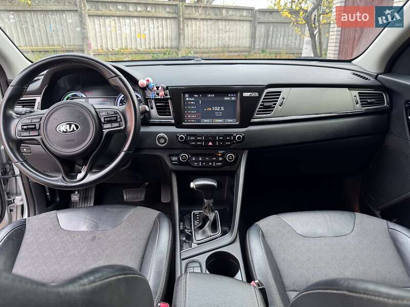 Внедорожник / Кроссовер Kia Niro 2018 в Киеве