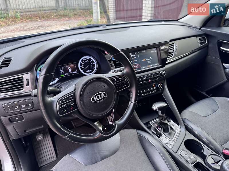 Внедорожник / Кроссовер Kia Niro 2018 в Киеве