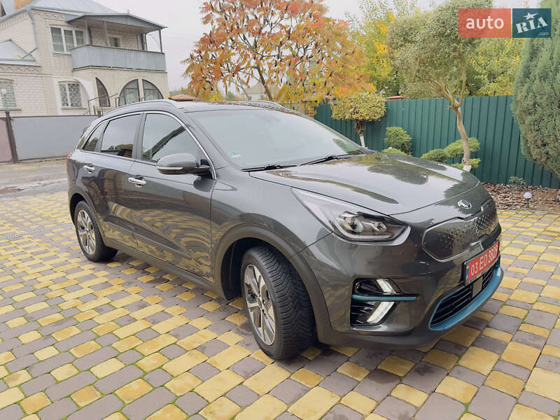 Внедорожник / Кроссовер Kia Niro 2021 в Казатине