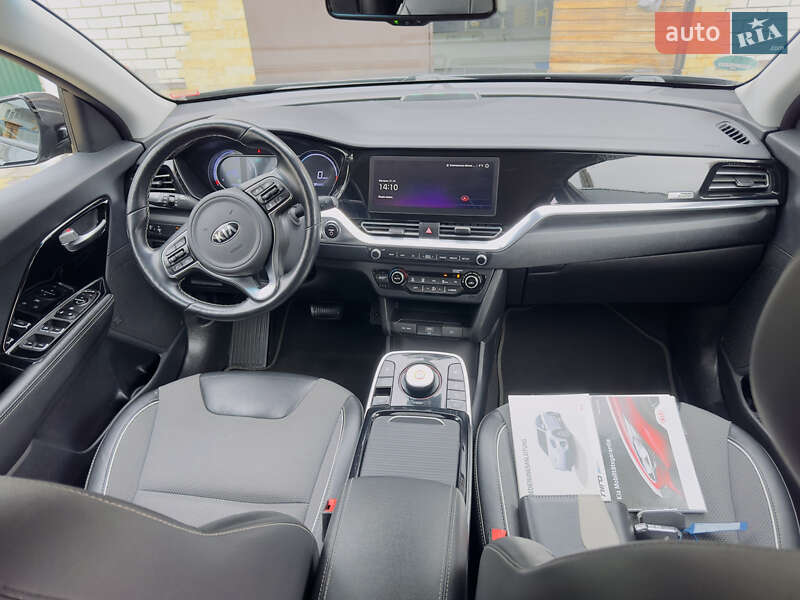 Внедорожник / Кроссовер Kia Niro 2021 в Казатине