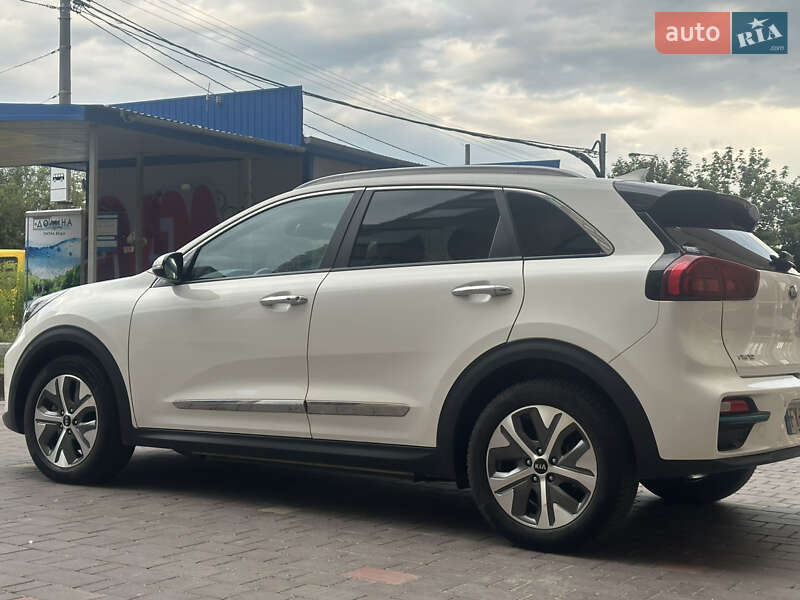 Внедорожник / Кроссовер Kia Niro 2020 в Тернополе