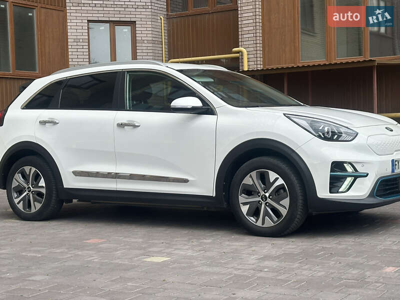 Внедорожник / Кроссовер Kia Niro 2020 в Тернополе