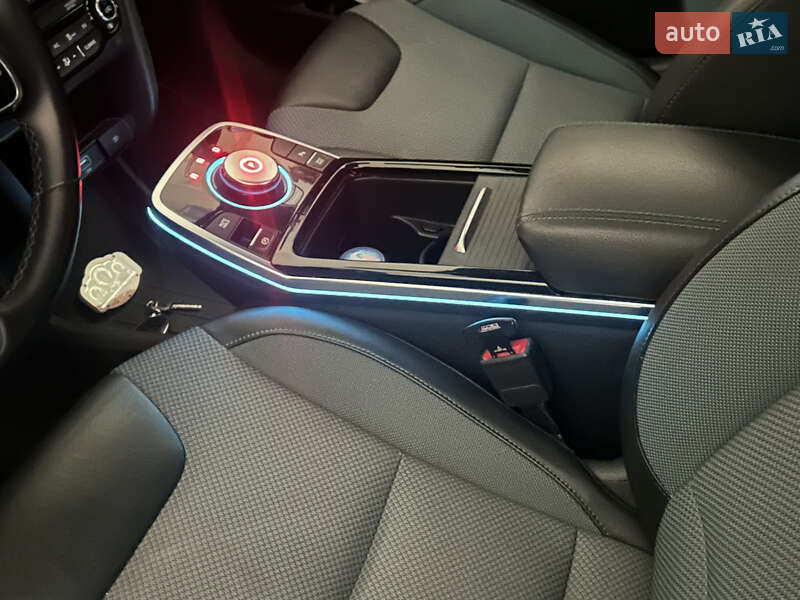 Внедорожник / Кроссовер Kia Niro 2020 в Тернополе