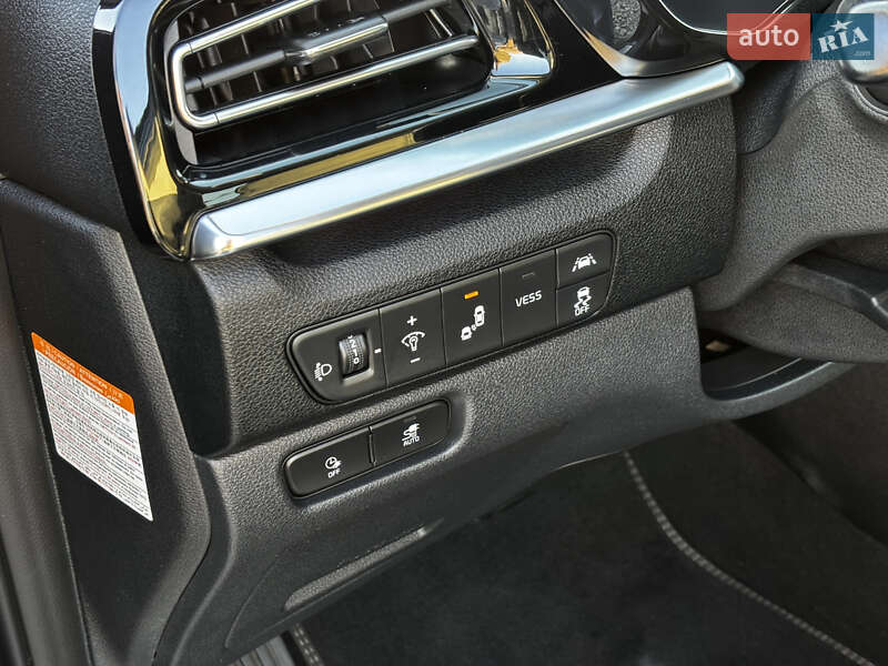 Внедорожник / Кроссовер Kia Niro 2020 в Львове