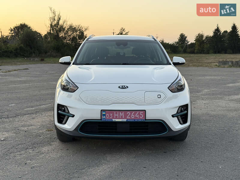 Внедорожник / Кроссовер Kia Niro 2020 в Новой Ушице