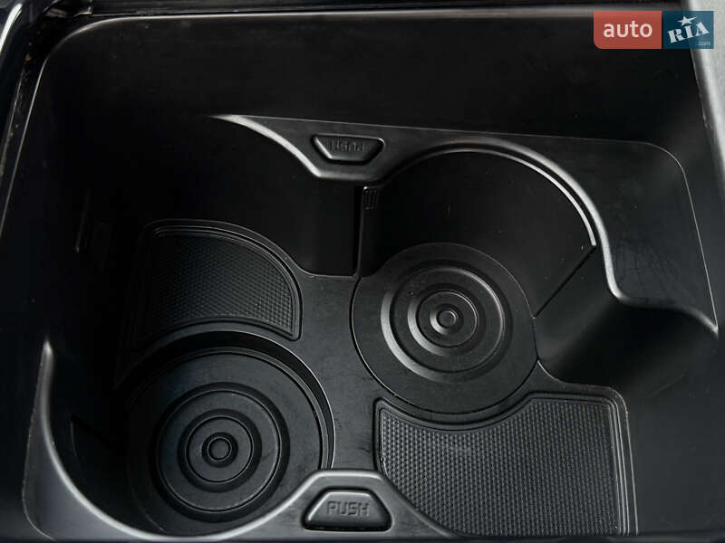 Внедорожник / Кроссовер Kia Niro 2021 в Львове