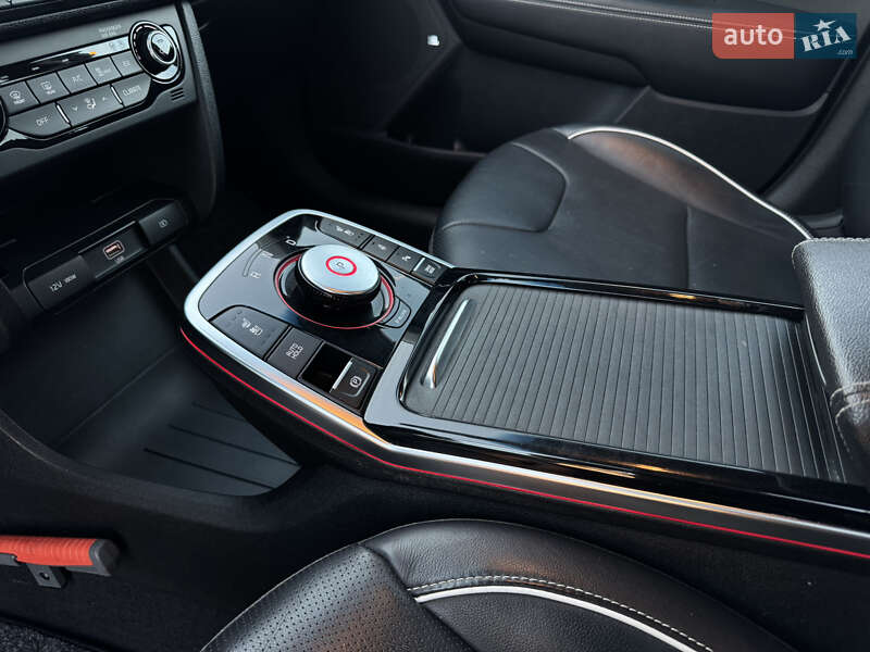 Внедорожник / Кроссовер Kia Niro 2021 в Луцке