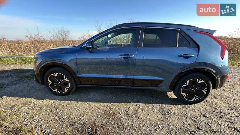 Внедорожник / Кроссовер Kia Niro 2023 в Ровно фото 5 Внедорожник / Кроссовер Kia Niro 2023 в Ровно