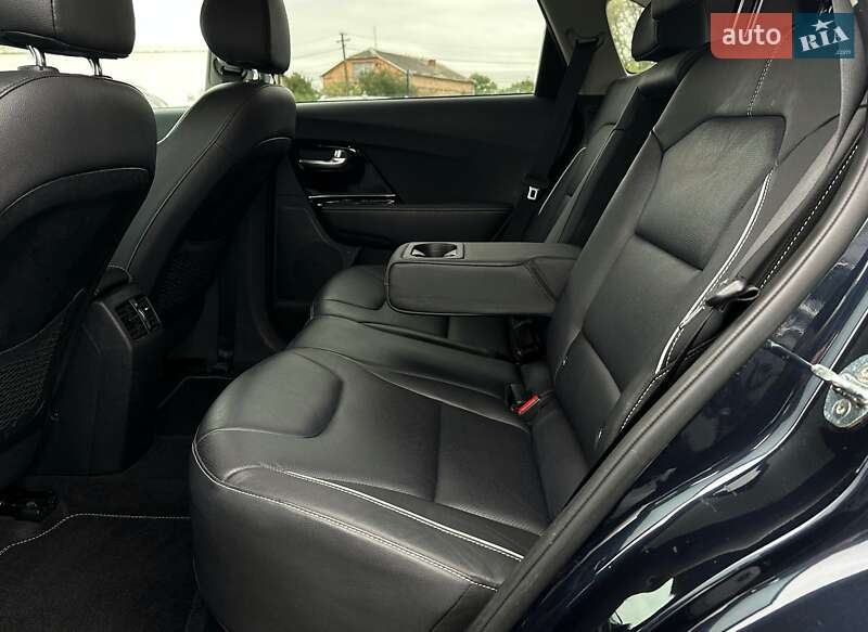 Внедорожник / Кроссовер Kia Niro 2020 в Львове фото 77 Внедорожник / Кроссовер Kia Niro 2020 в Львове