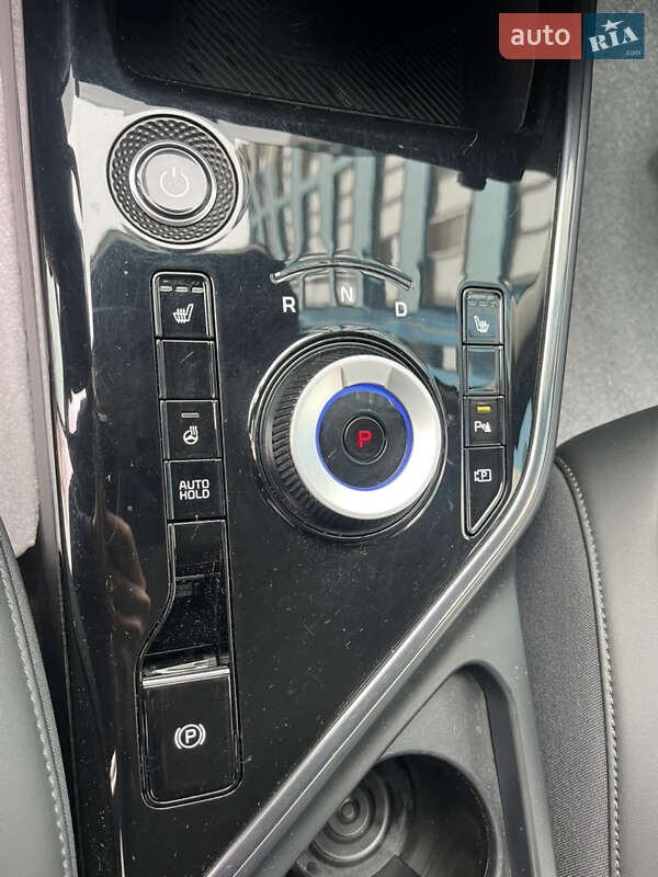 Внедорожник / Кроссовер Kia Niro 2023 в Ровно