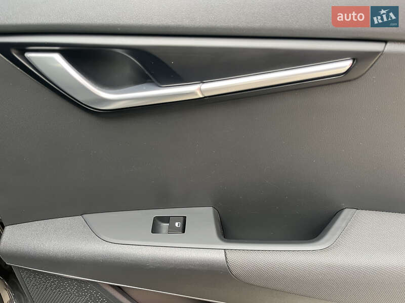 Внедорожник / Кроссовер Kia Niro 2023 в Ровно