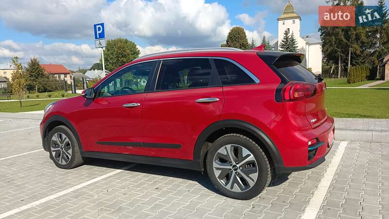 Внедорожник / Кроссовер Kia Niro 2020 в Львове фото 4 Внедорожник / Кроссовер Kia Niro 2020 в Львове