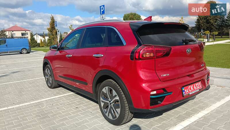 Внедорожник / Кроссовер Kia Niro 2020 в Львове фото 5 Внедорожник / Кроссовер Kia Niro 2020 в Львове