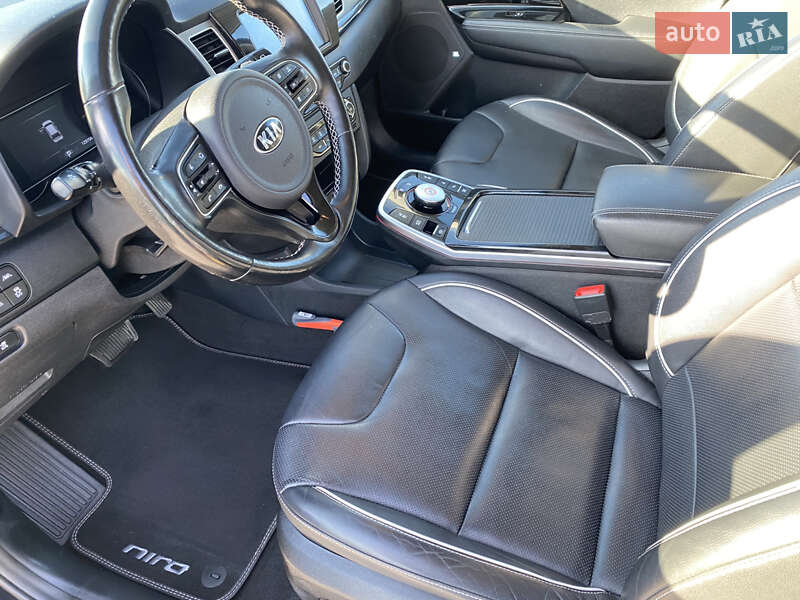 Позашляховик / Кросовер Kia Niro 2019 в Тернополі