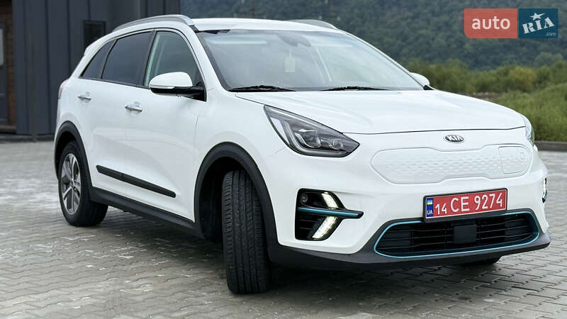 Внедорожник / Кроссовер Kia Niro 2021 в Хусте фото 4 Внедорожник / Кроссовер Kia Niro 2021 в Хусте