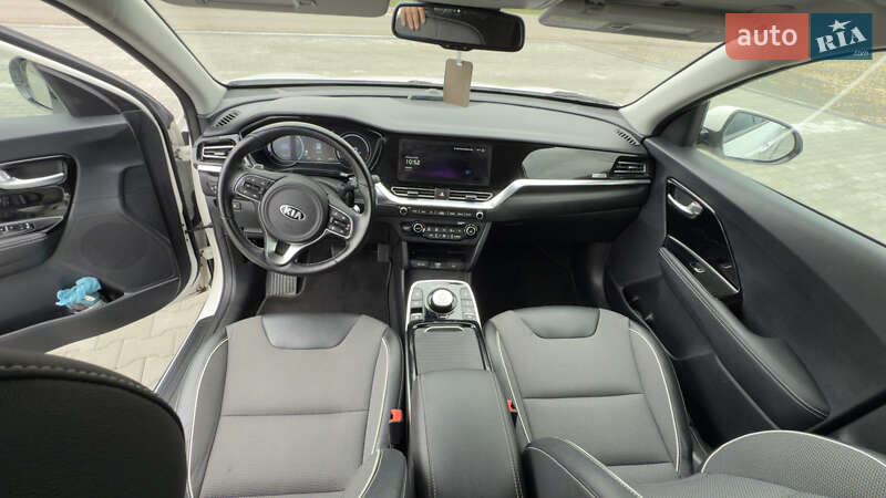 Внедорожник / Кроссовер Kia Niro 2021 в Хусте фото 32 Внедорожник / Кроссовер Kia Niro 2021 в Хусте