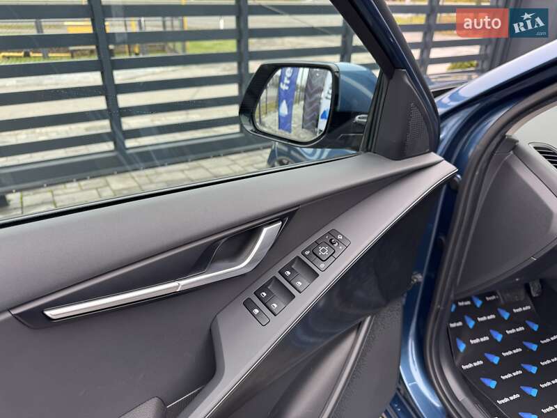 Внедорожник / Кроссовер Kia Niro 2023 в Ровно