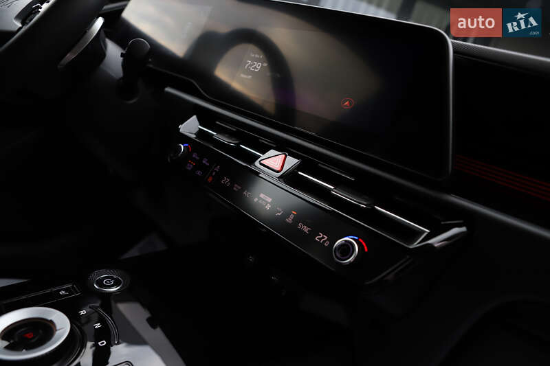 Внедорожник / Кроссовер Kia Niro 2024 в Дрогобыче