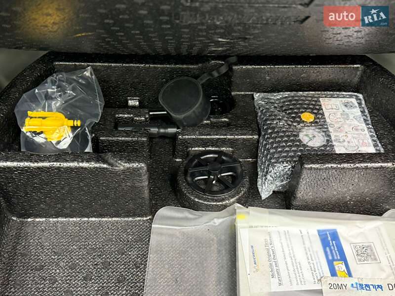 Внедорожник / Кроссовер Kia Niro 2020 в Луцке фото 35 Внедорожник / Кроссовер Kia Niro 2020 в Луцке