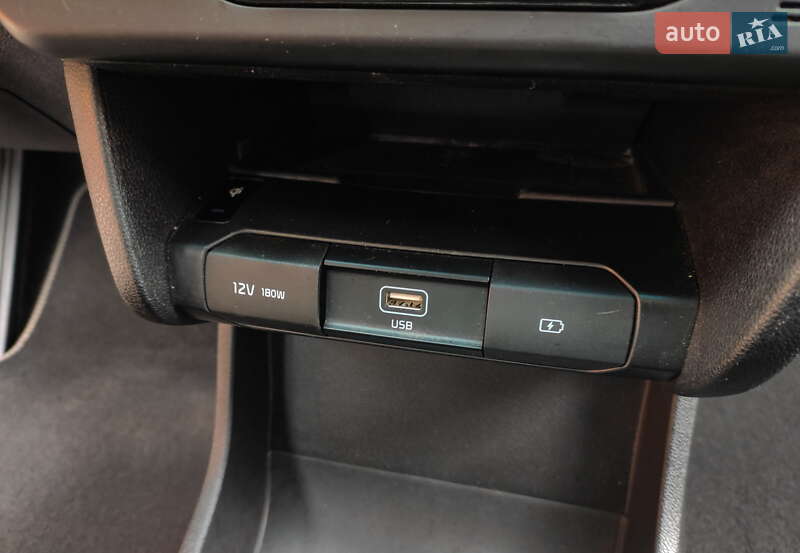 Внедорожник / Кроссовер Kia Niro 2020 в Виннице фото 45 Внедорожник / Кроссовер Kia Niro 2020 в Виннице