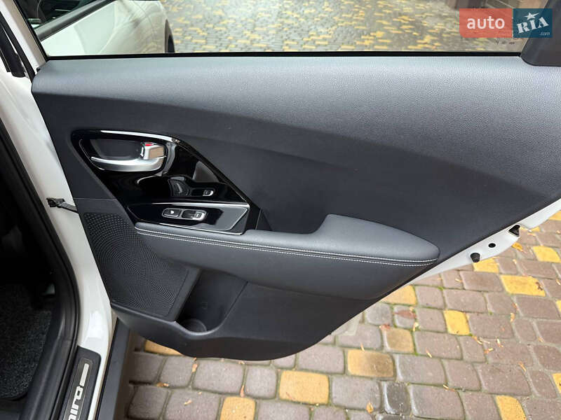 Позашляховик / Кросовер Kia Niro 2020 в Вінниці