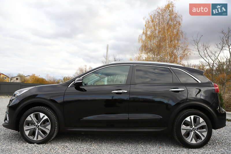 Внедорожник / Кроссовер Kia Niro 2020 в Дрогобыче