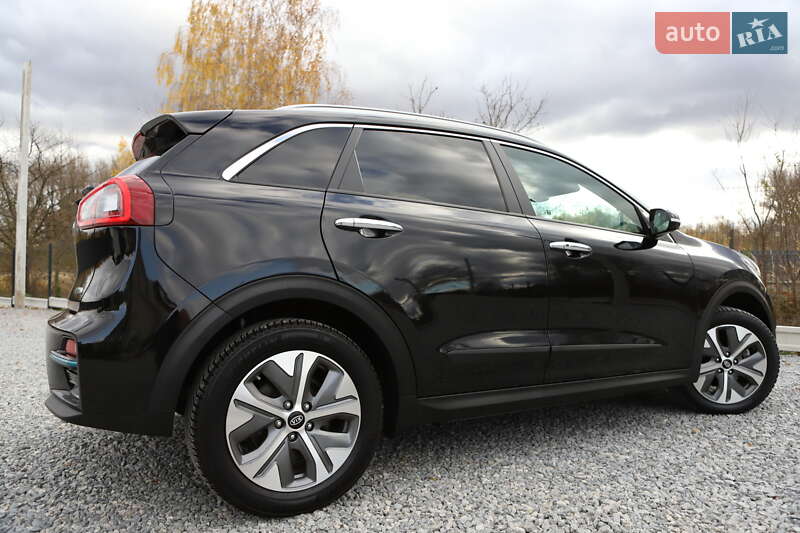 Внедорожник / Кроссовер Kia Niro 2020 в Дрогобыче