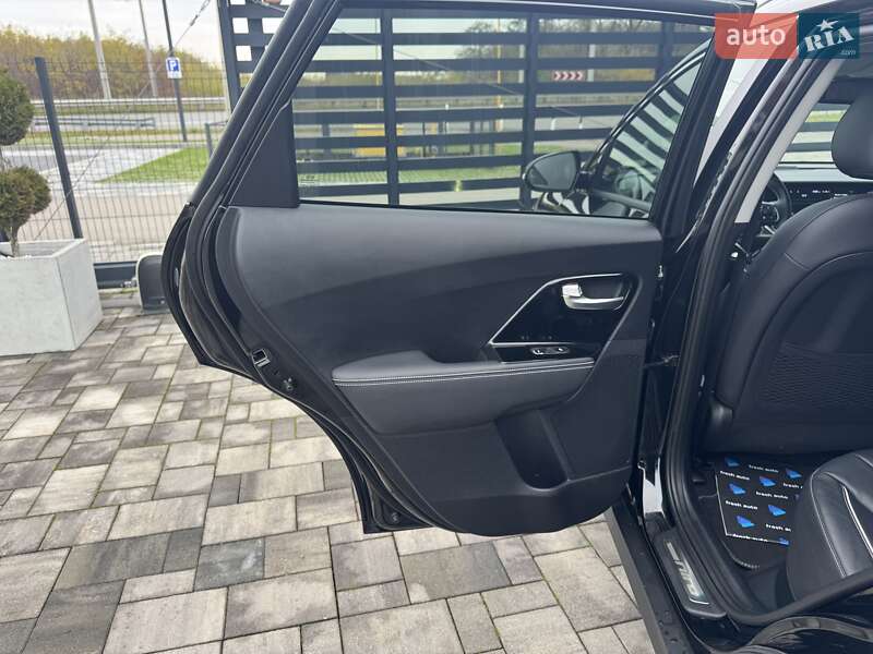 Внедорожник / Кроссовер Kia Niro 2020 в Ровно фото 30 Внедорожник / Кроссовер Kia Niro 2020 в Ровно