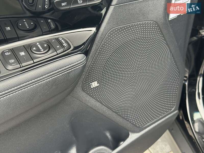 Внедорожник / Кроссовер Kia Niro 2020 в Ровно фото 17 Внедорожник / Кроссовер Kia Niro 2020 в Ровно