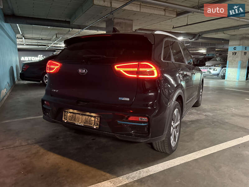 Внедорожник / Кроссовер Kia Niro 2020 в Киеве