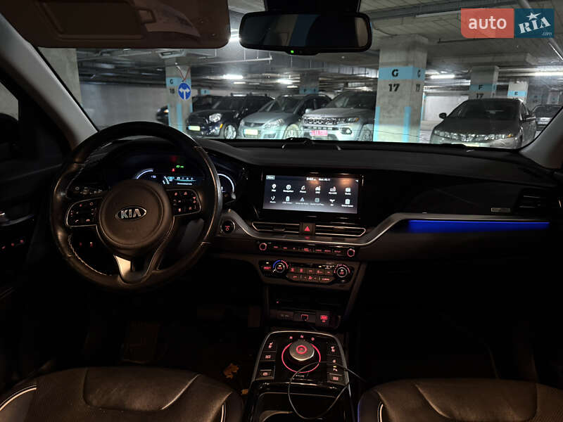 Внедорожник / Кроссовер Kia Niro 2020 в Киеве