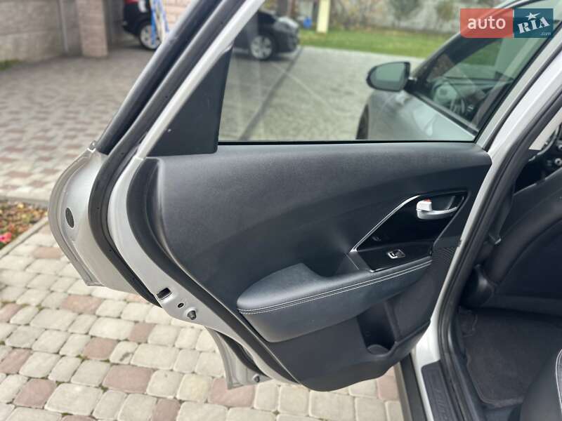 Внедорожник / Кроссовер Kia Niro 2019 в Виннице