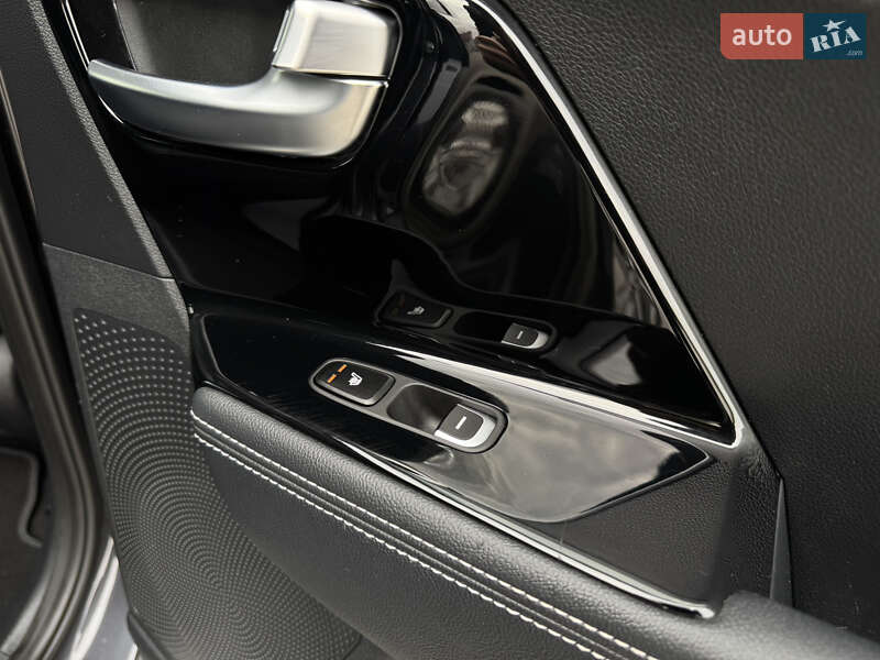 Позашляховик / Кросовер Kia Niro 2020 в Тернополі