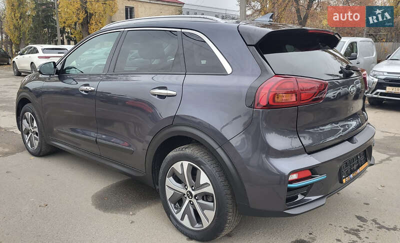 Внедорожник / Кроссовер Kia Niro 2020 в Киеве