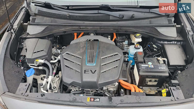 Внедорожник / Кроссовер Kia Niro 2020 в Киеве