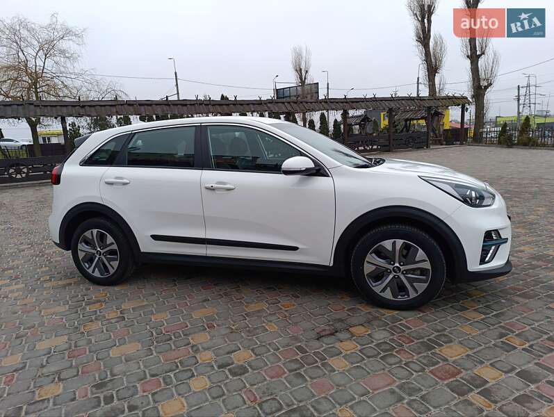 Внедорожник / Кроссовер Kia Niro 2021 в Тернополе