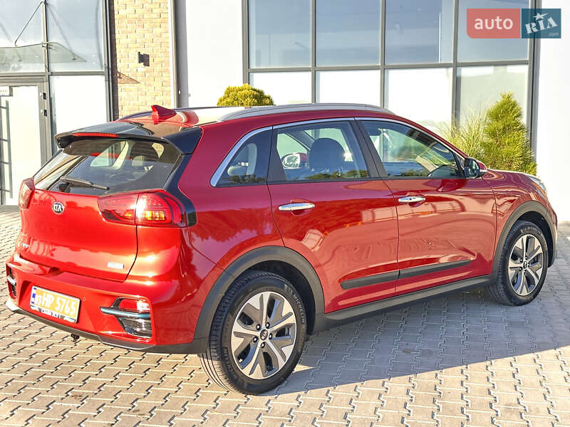 Позашляховик / Кросовер Kia Niro 2020 в Тернополі