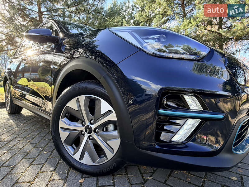 Внедорожник / Кроссовер Kia Niro 2022 в Дрогобыче
