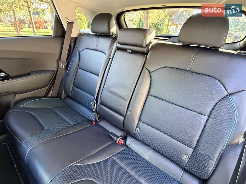 Внедорожник / Кроссовер Kia Niro 2022 в Дрогобыче