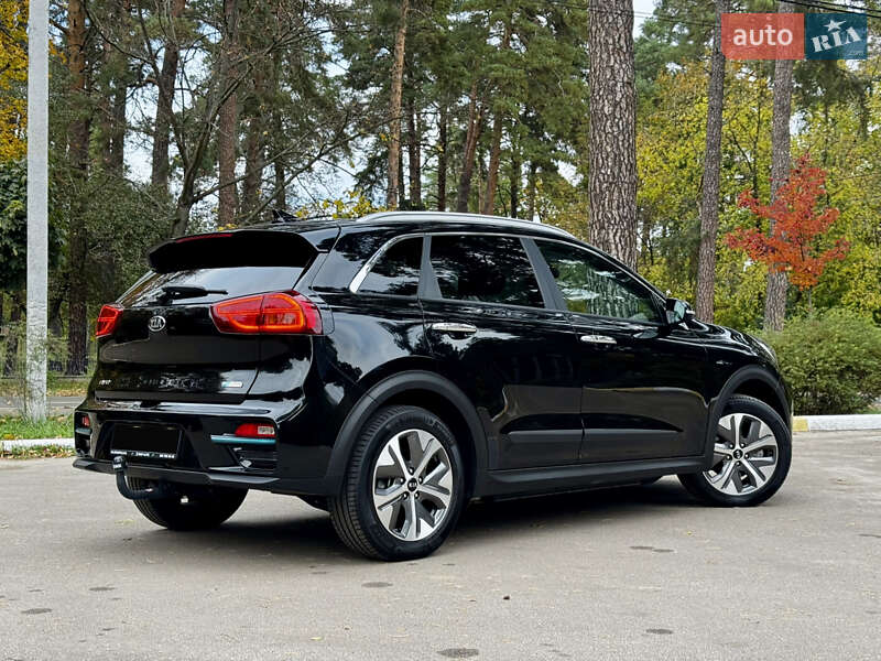 Позашляховик / Кросовер Kia Niro 2020 в Києві