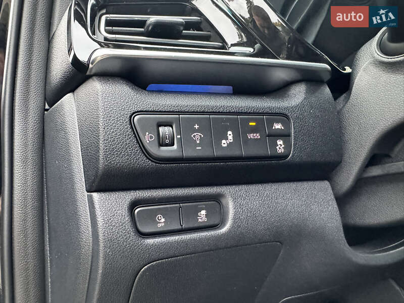 Позашляховик / Кросовер Kia Niro 2020 в Києві