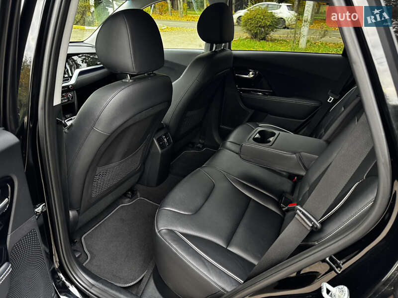 Позашляховик / Кросовер Kia Niro 2020 в Києві