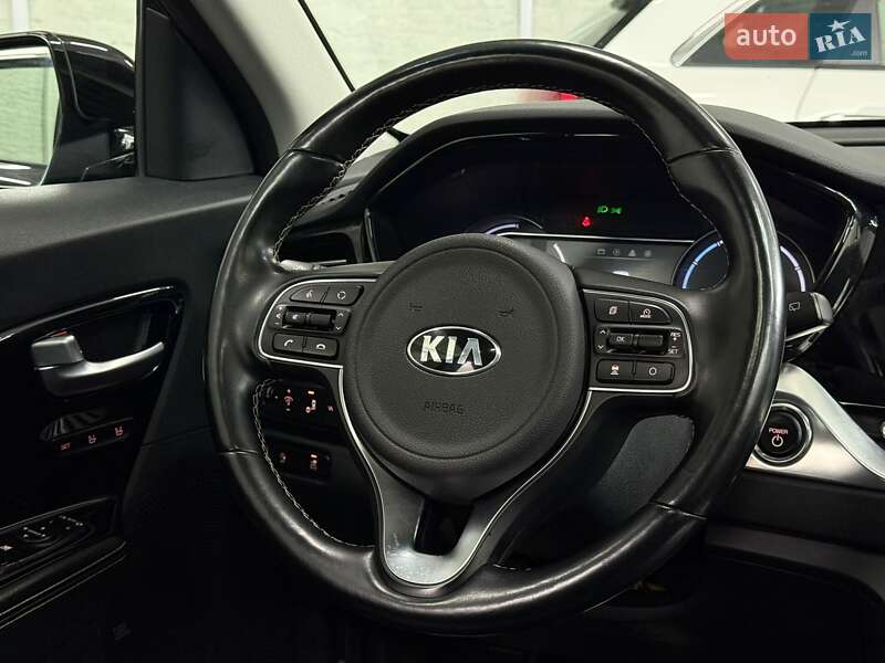 Внедорожник / Кроссовер Kia Niro 2020 в Луцке фото 20 Внедорожник / Кроссовер Kia Niro 2020 в Луцке
